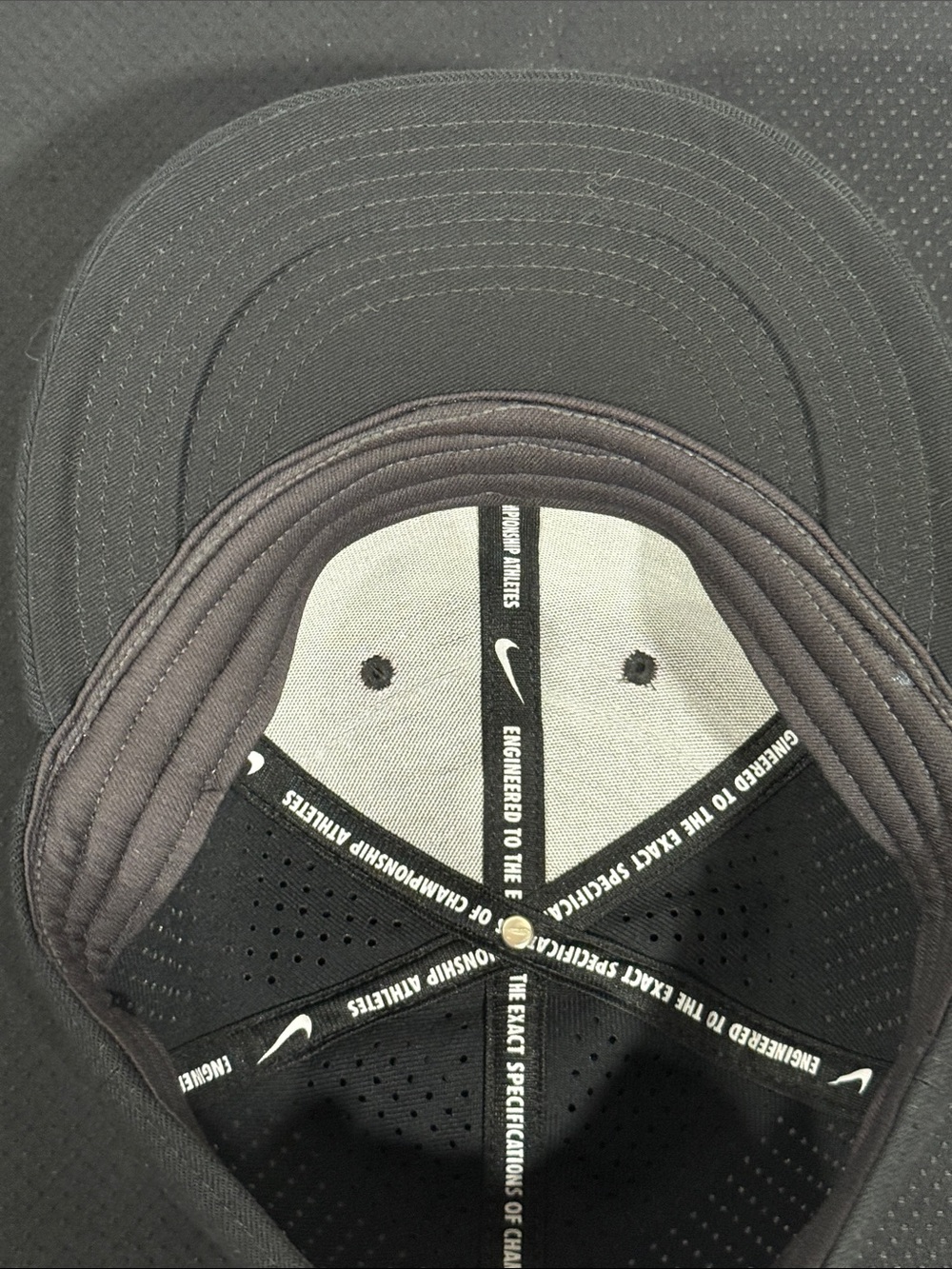 Nike True Vapor Fitted Dri-Fit Black Embroidered Cap with Grey "BSBL" Logo M/L - Picture 9 of 12